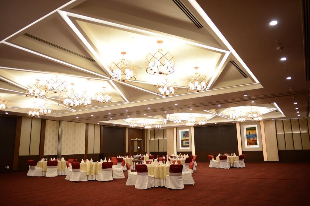 Country Inn & Suites By Radisson, Gurugram Sohna Road Eksteriør billede